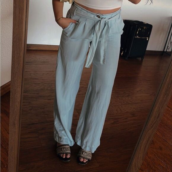 Light Blue Jean sweats - Picture 1 of 7